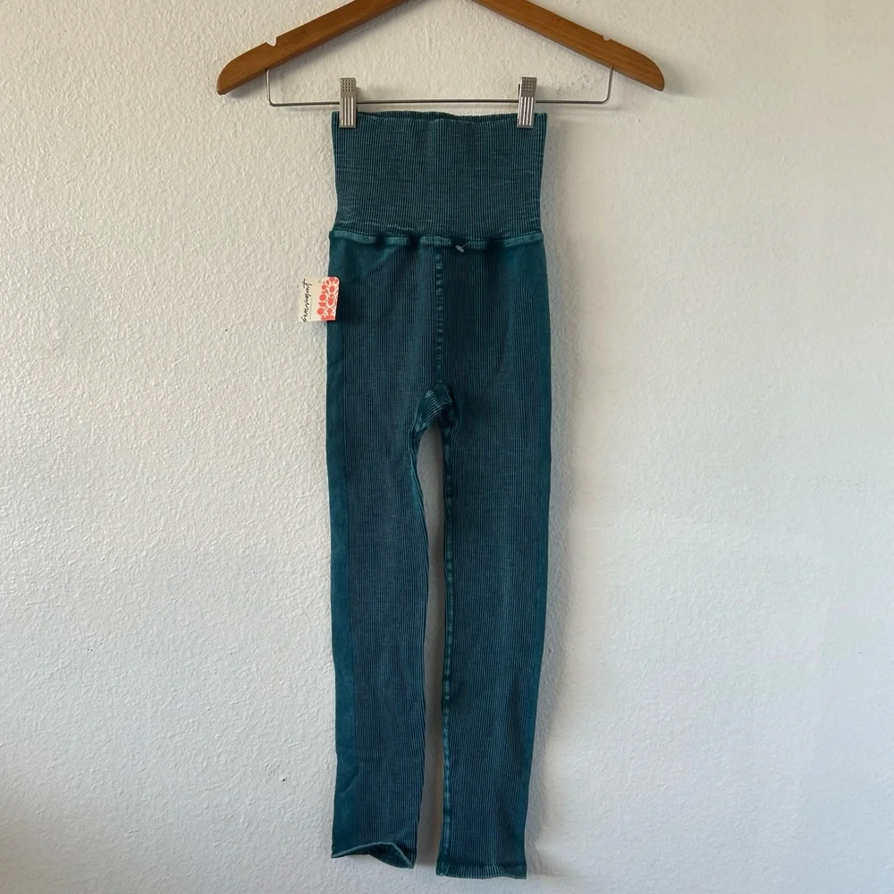 FP Movement Ribbed Leggings Size XS/S - Picture 1 of 9